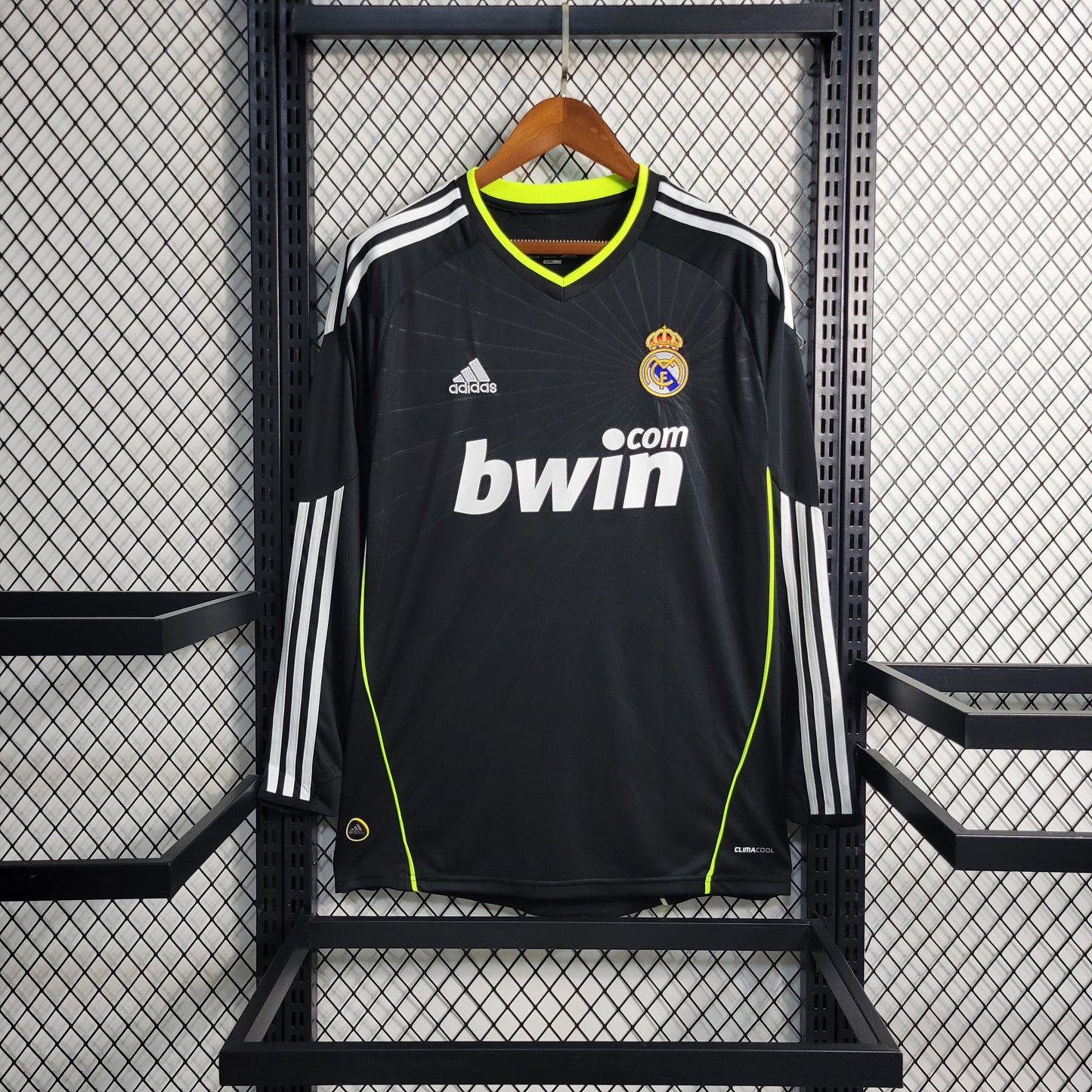 CAMISETA SEGUNDA EQUIPACIÓN REAL MADRID 2010/11