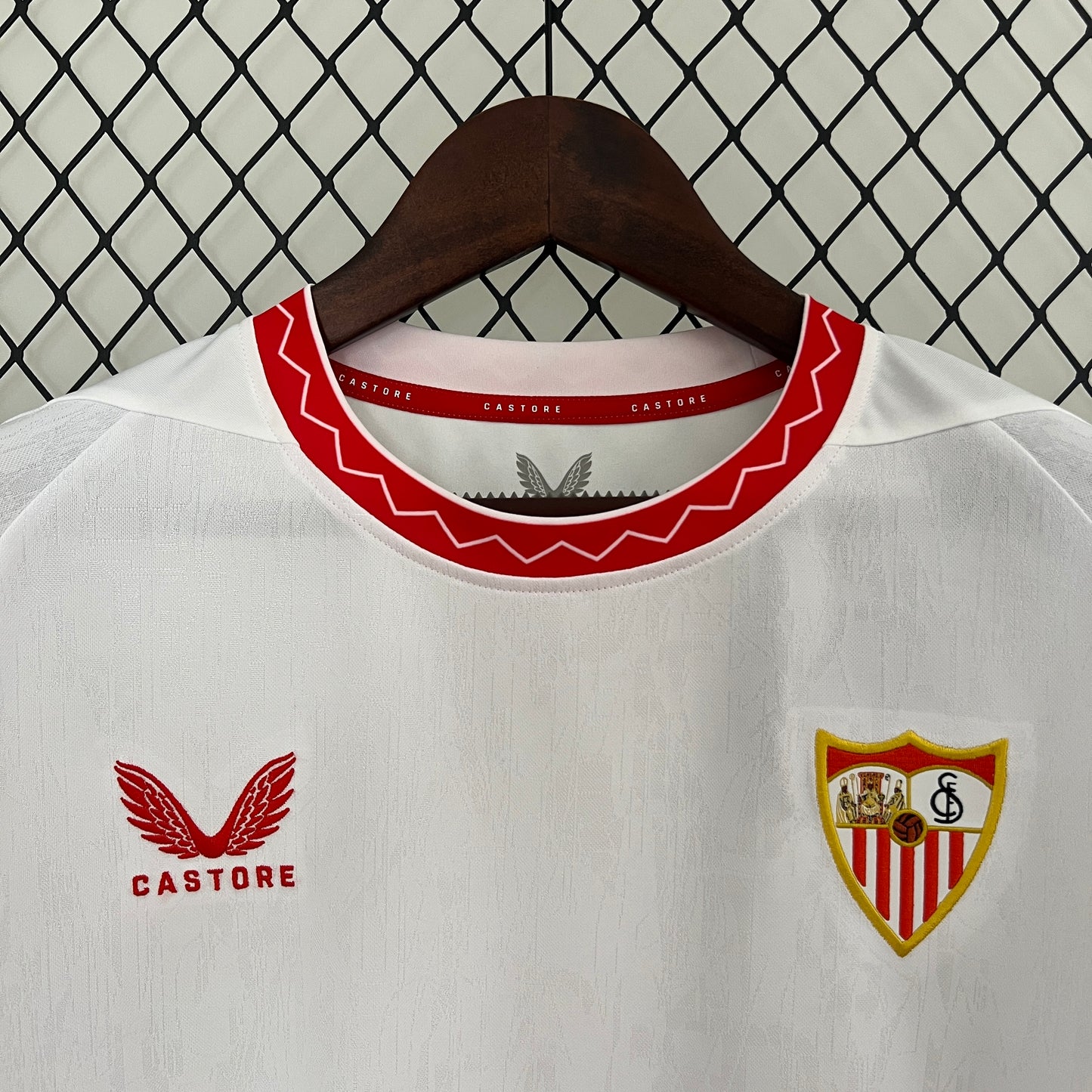 CAMISETA PRIMERA EQUIPACIÓN SEVILLA 24/25 VERSIÓN FAN