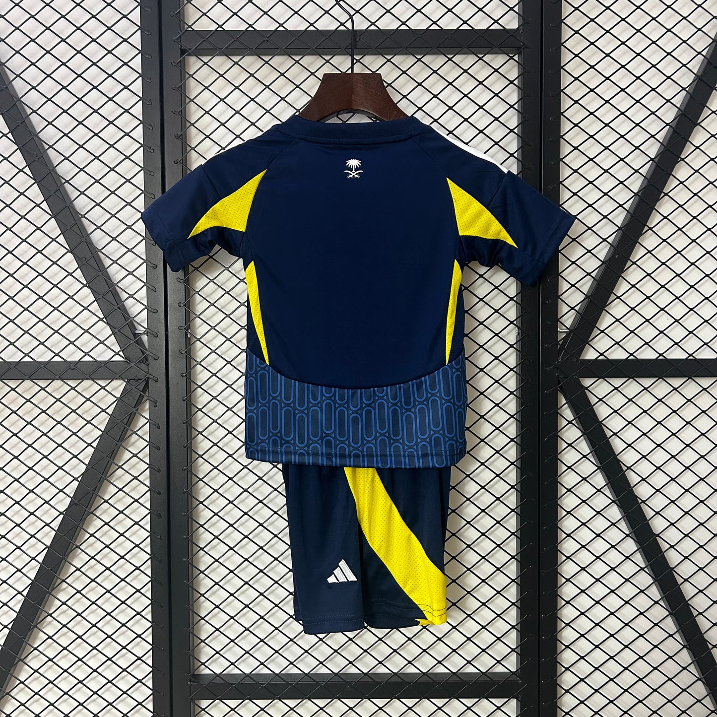 CAMISETA SEGUNDA EQUIPACIÓN AL NASSR 24/25 VERSIÓN INFANTIL