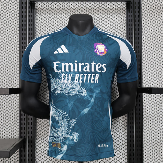 CAMISETA CONCEPTO REAL MADRID 24/25 VERSIÓN JUGADOR