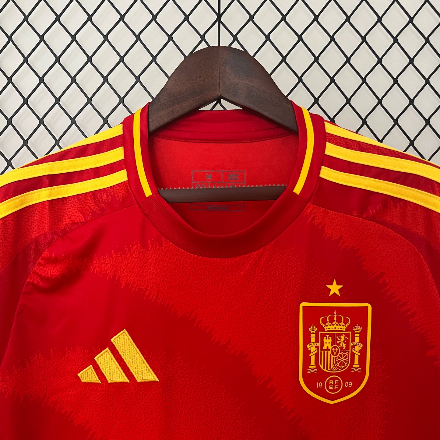 CAMISETA PRIMERA EQUIPACIÓN ESPAÑA 2024 VERSIÓN FAN