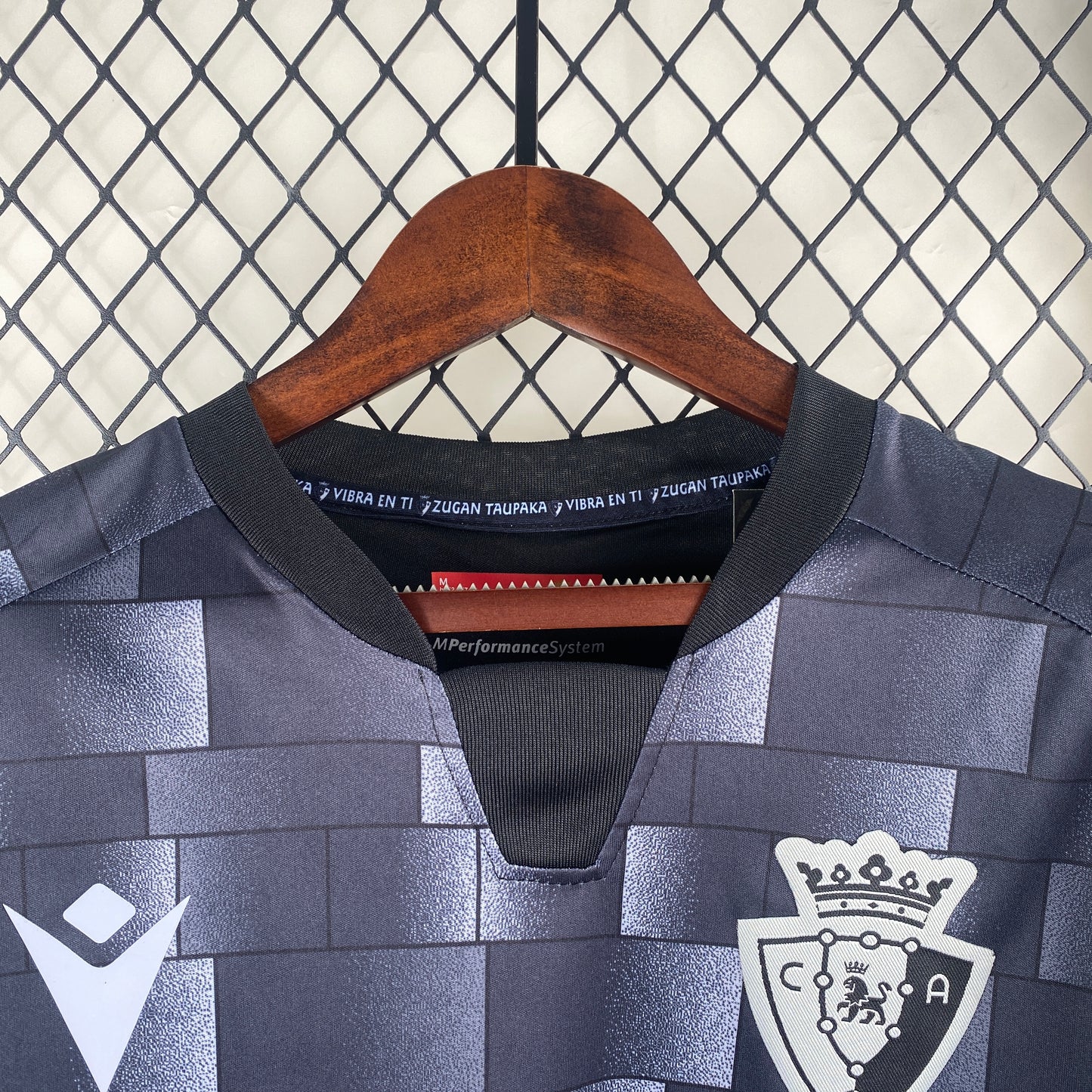 CAMISETA TERCERA EQUIPACIÓN OSASUNA 24/25 VERSIÓN FAN