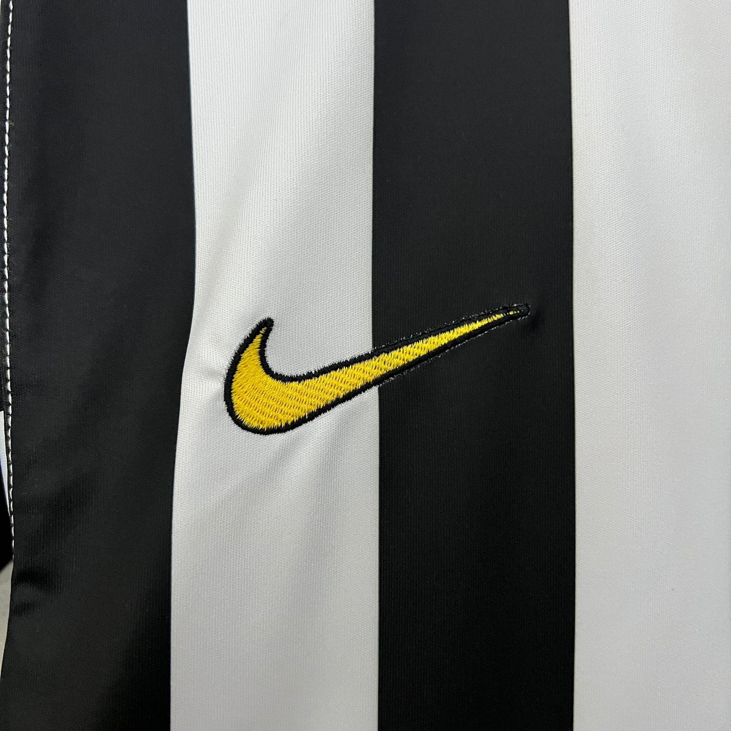 CAMISETA PRIMERA EQUIPACIÓN JUVENTUS 2003/04