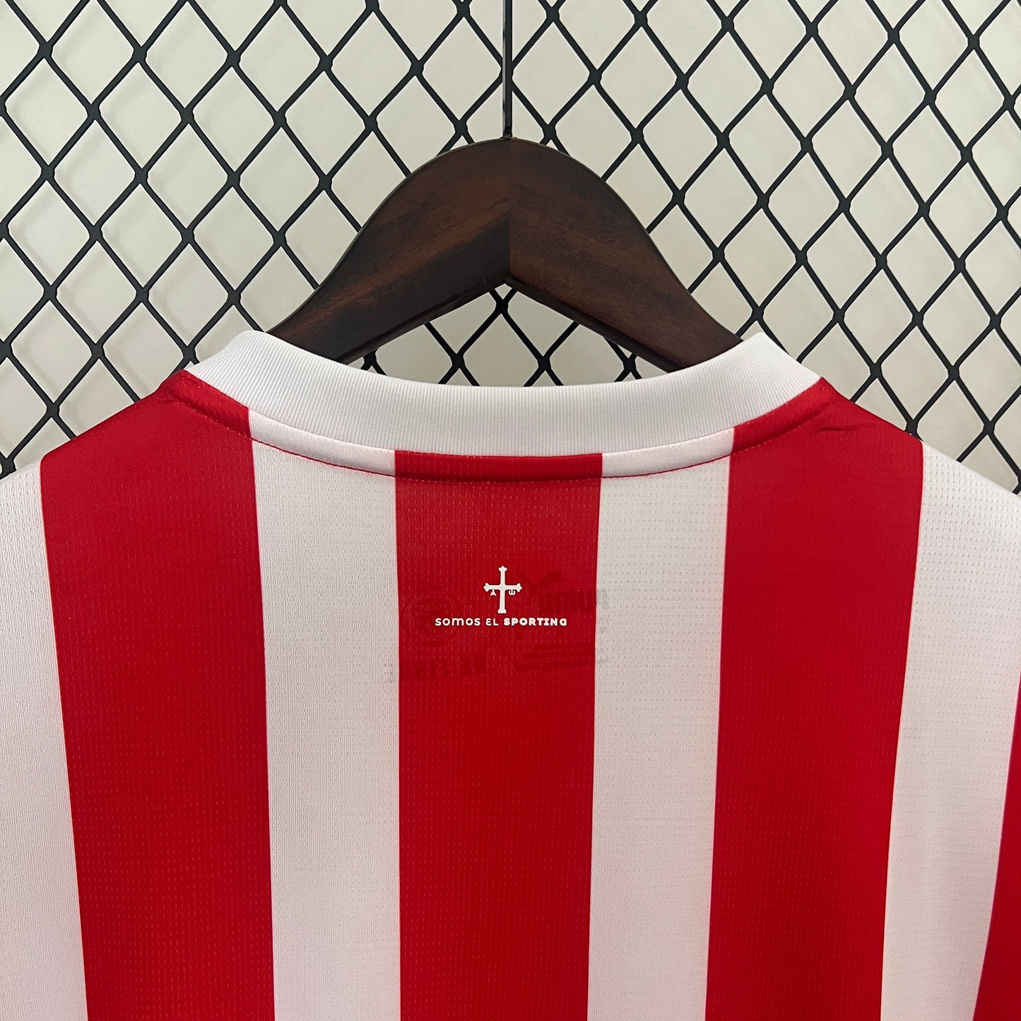 CAMISETA PRIMERA EQUIPACIÓN SPORTING DE GIJÓN 24/25 VERSIÓN FAN