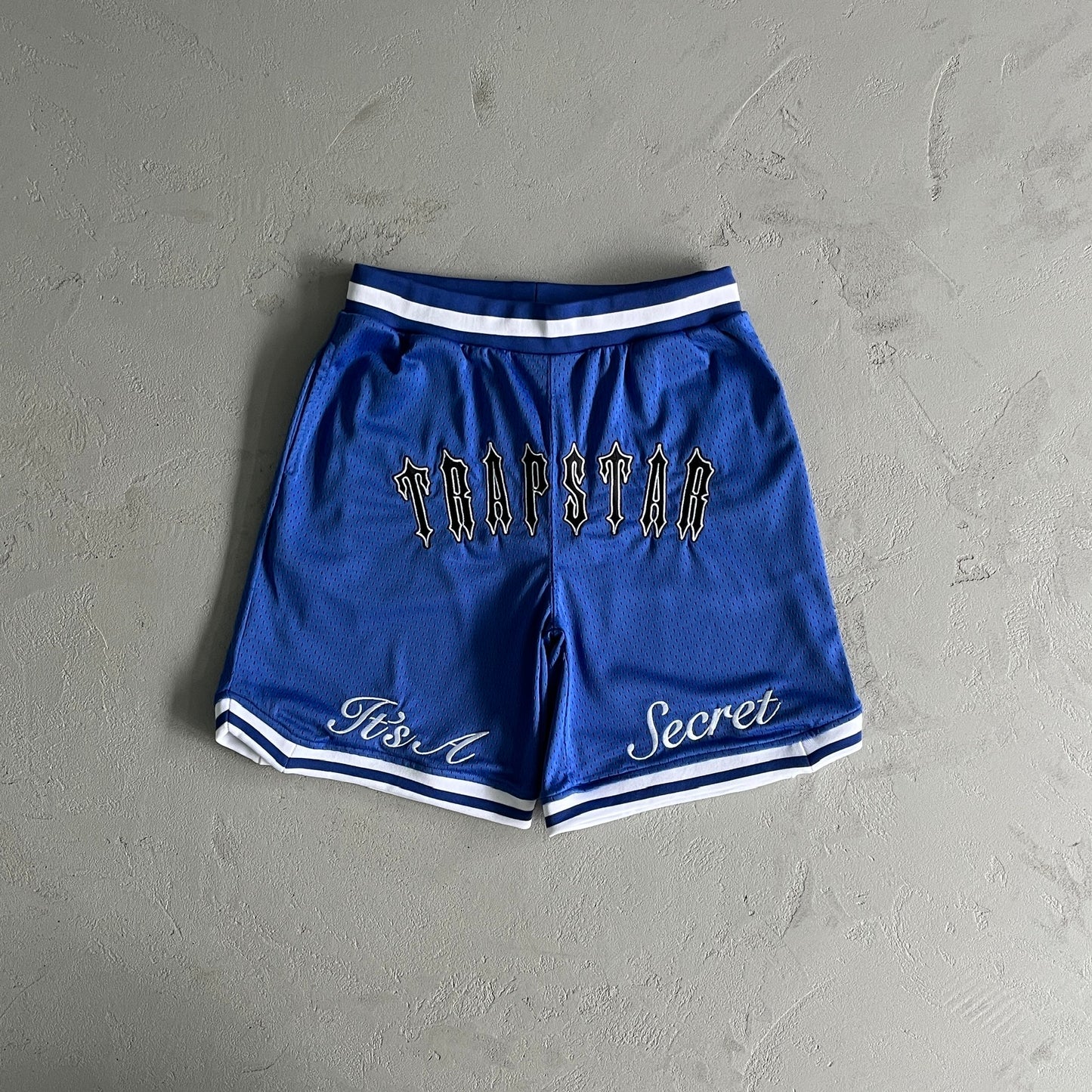 IT´S A SECRET BASKETBALL SHORTS TRAPSTAR