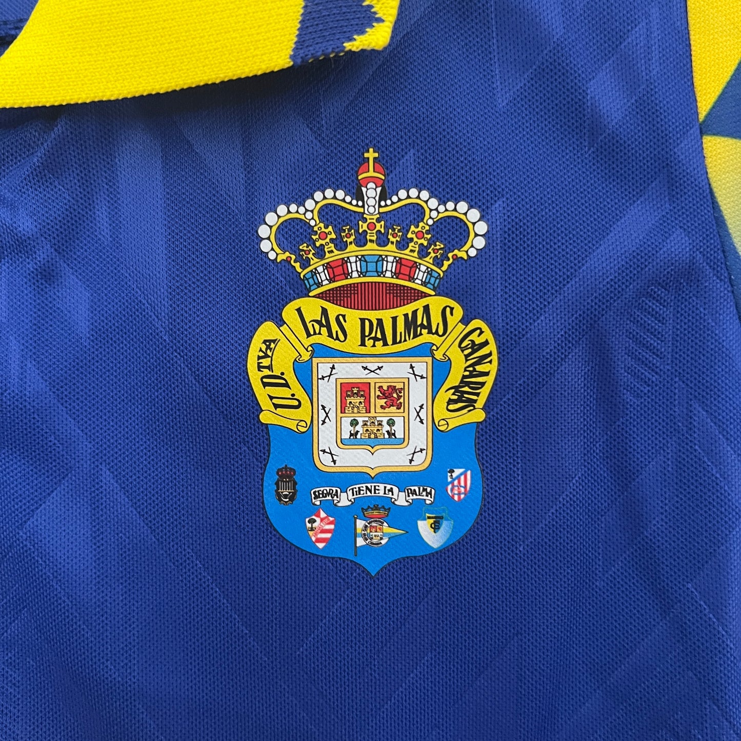 CAMISETA SEGUNDA EQUIPACIÓN U. D. LAS PALMAS 24/25 VERSIÓN INFANTIL