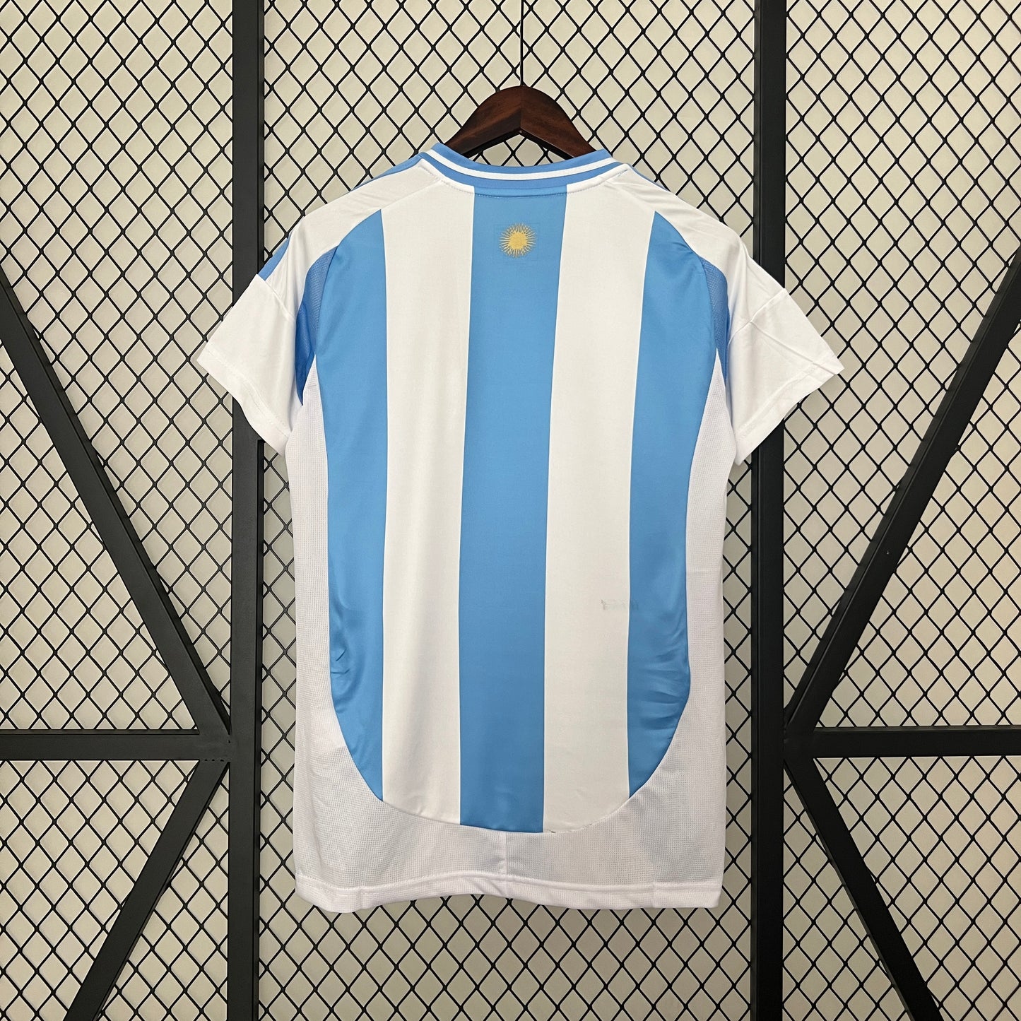 CAMISETA PRIMERA EQUIPACIÓN ARGENTINA 2024 VERSIÓN FEMENINA