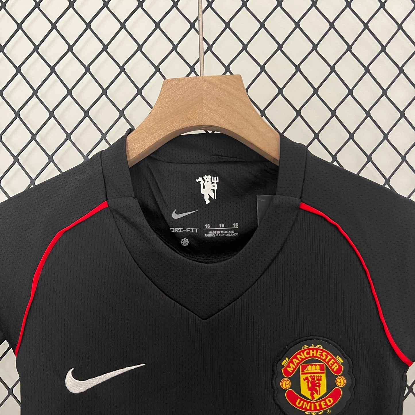 CAMISETA SEGUNDA EQUIPACIÓN MANCHESTER UNITED 2007/08 INFANTIL