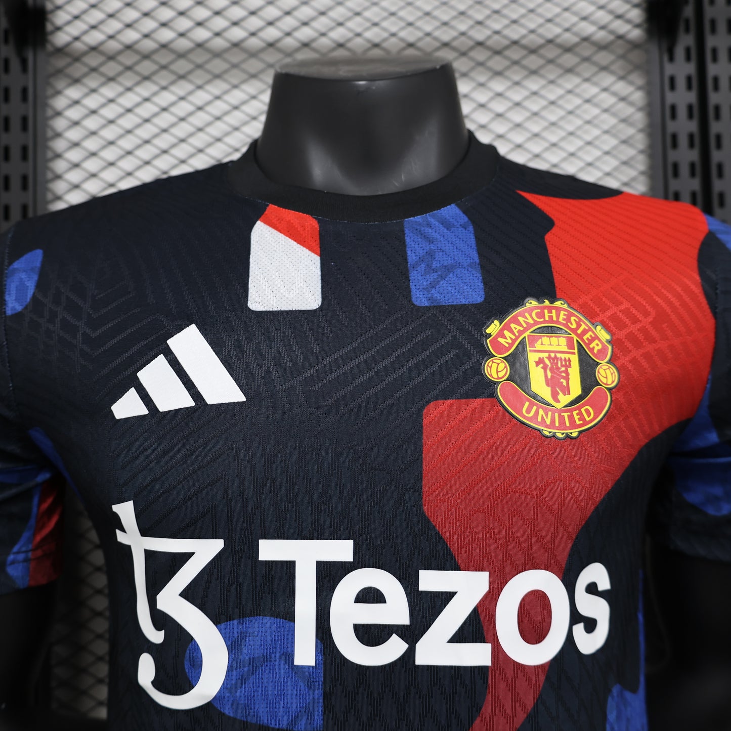 CAMISETA ENTRENAMIENTO MANCHESTER UNITED 24/25 VERSIÓN JUGADOR