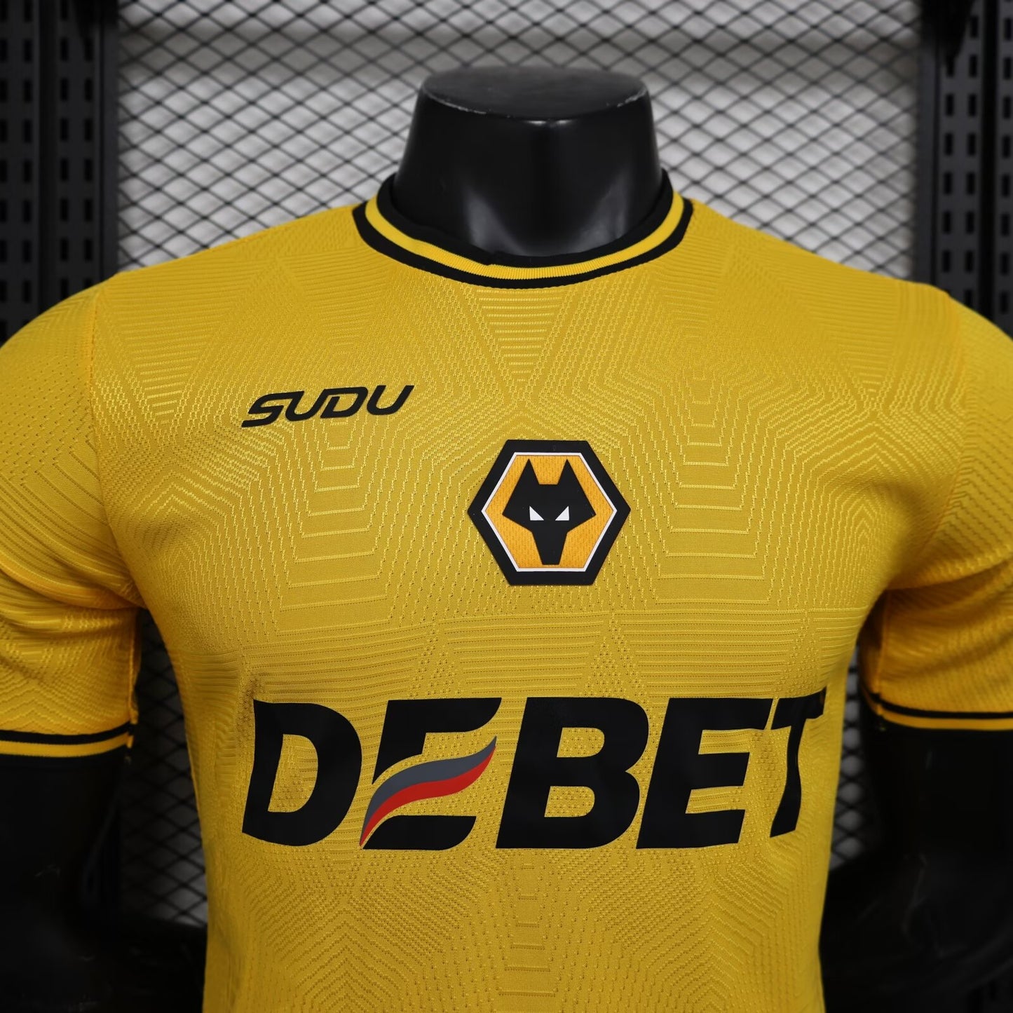 CAMISETA PRIMERA EQUIPACIÓN WOLVERHAMPTON 24/25 VERSIÓN JUGADOR