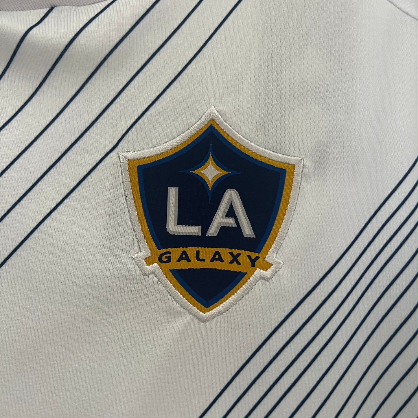 CAMISETA PRIMERA EQUIPACIÓN LA GALAXY 2024 VERSIÓN FAN