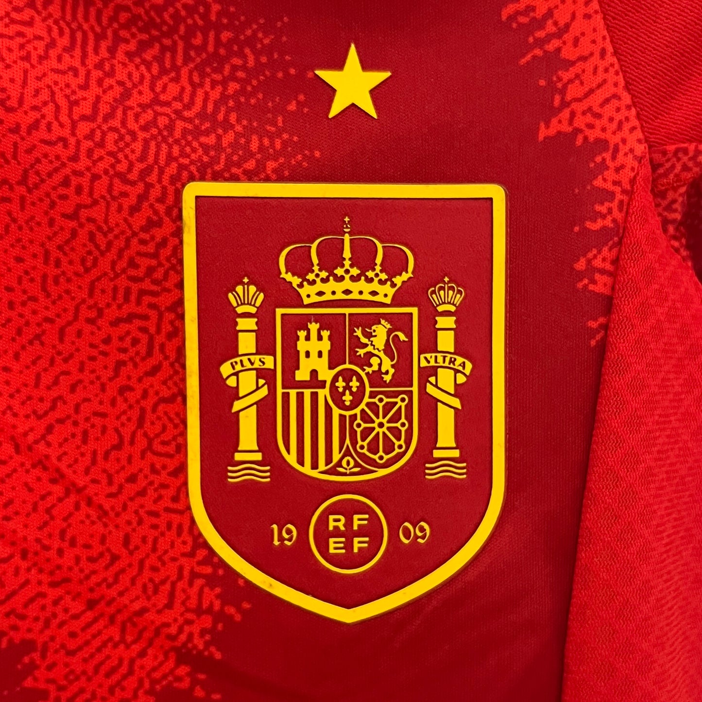 CAMISETA PRIMERA EQUIPACIÓN ESPAÑA 2024 VERSIÓN INFANTIL