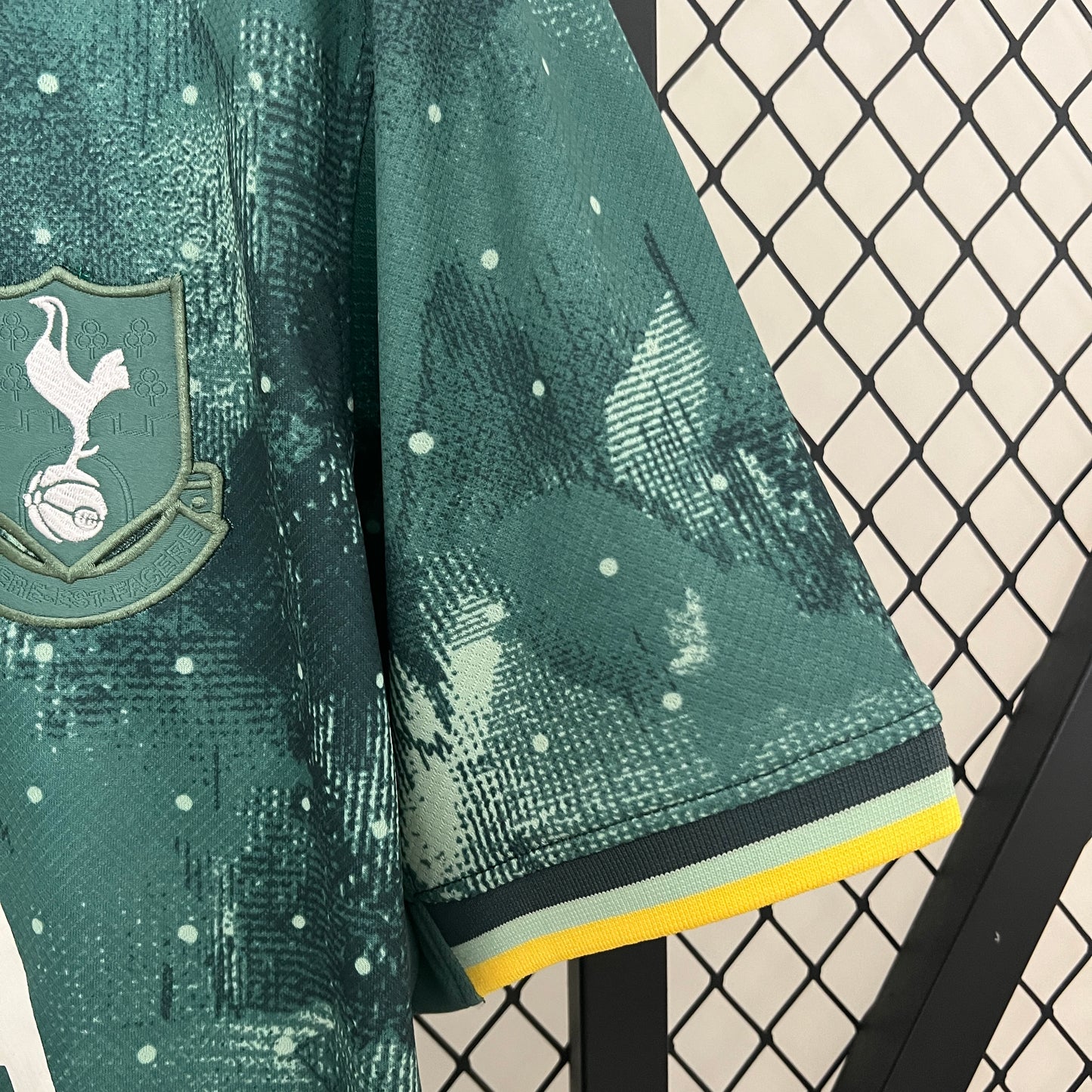 CAMISETA TERCERA EQUIPACIÓN TOTTENHAM 24/25 VERSIÓN FAN