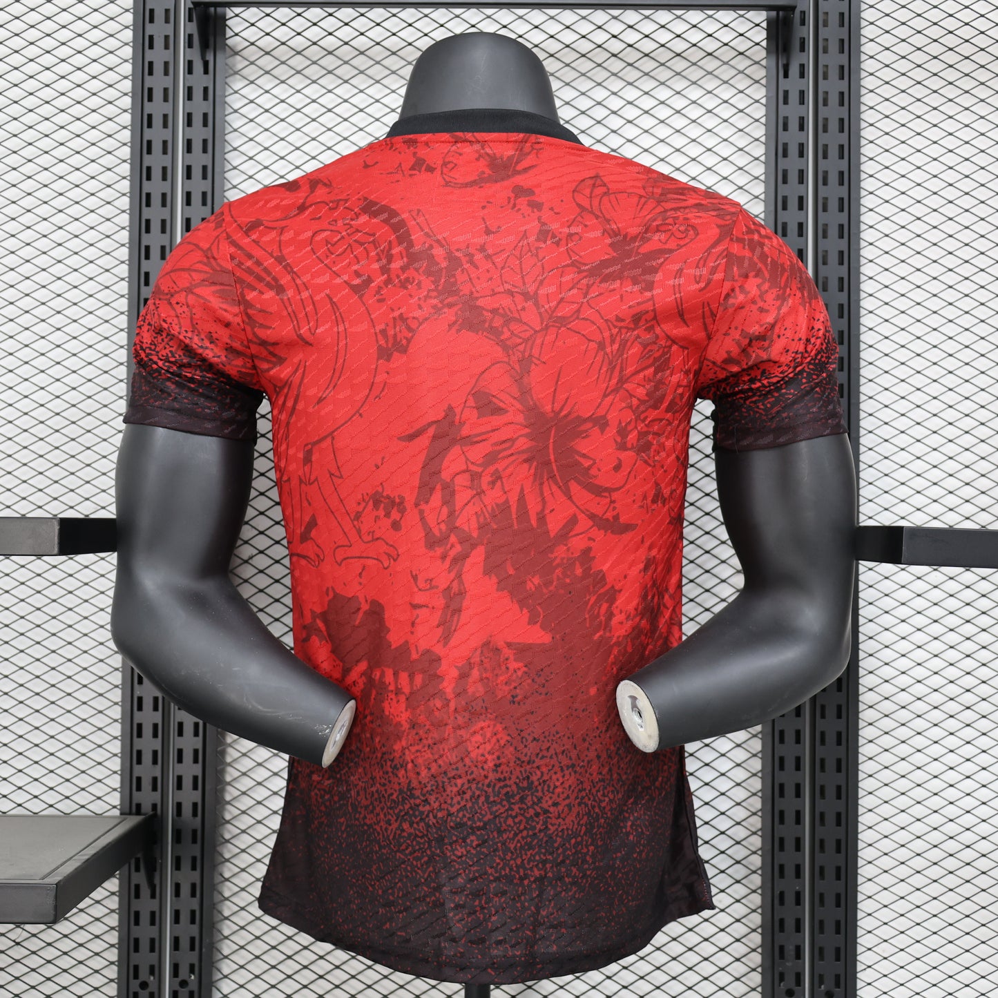 CAMISETA CONCEPTO LIVERPOOL 24/25 VERSIÓN JUGADOR