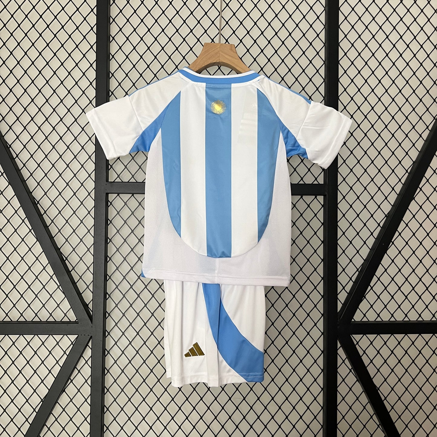 CAMISETA PRIMERA EQUIPACIÓN ARGENTINA 2024 VERSIÓN INFANTIL