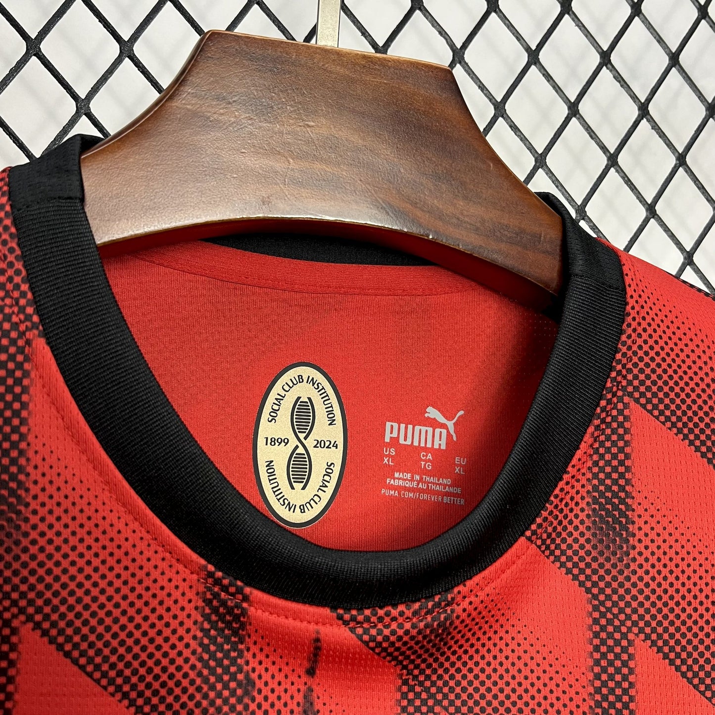 CAMISETA CONCEPTO AC MILAN 24/25 VERSIÓN FAN