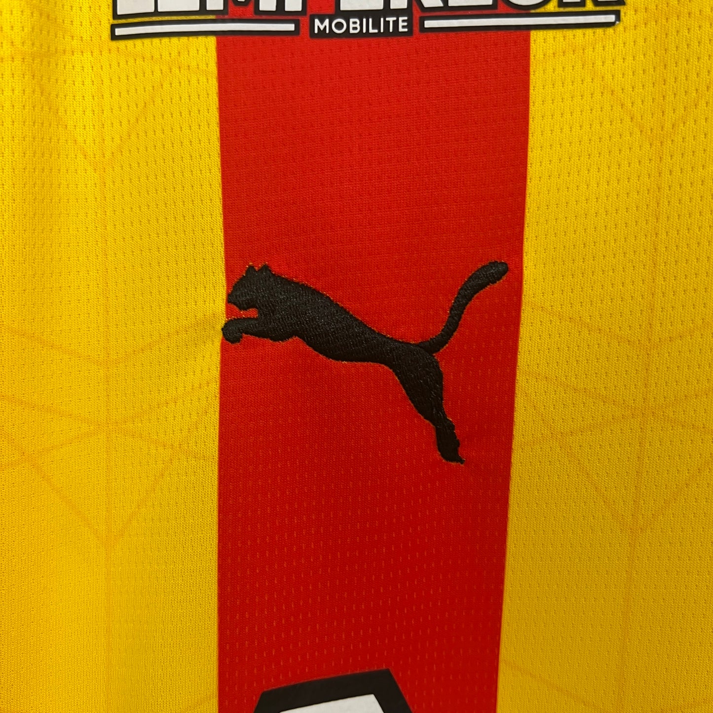 CAMISETA PRIMERA EQUIPACIÓN RC LENS 24/25 VERSIÓN FAN