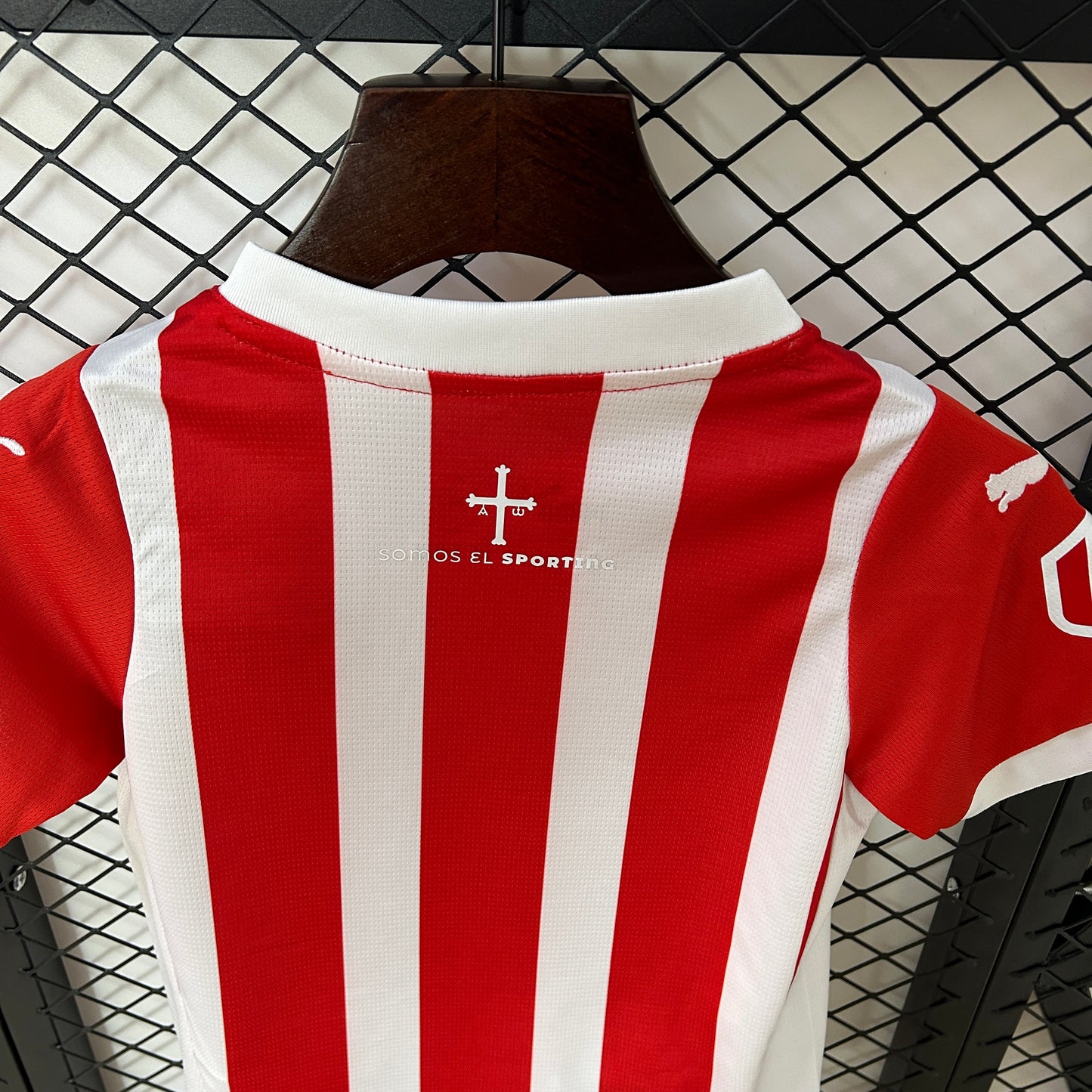 CAMISETA PRIMERA EQUIPACIÓN SPORTING DE GIJÓN 24/25 VERSIÓN INFANTIL