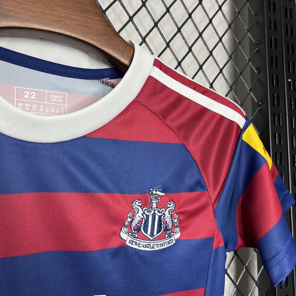 CAMISETA SEGUNDA EQUIPACIÓN NEWCASTLE 24/25 VERSIÓN INFANTIL