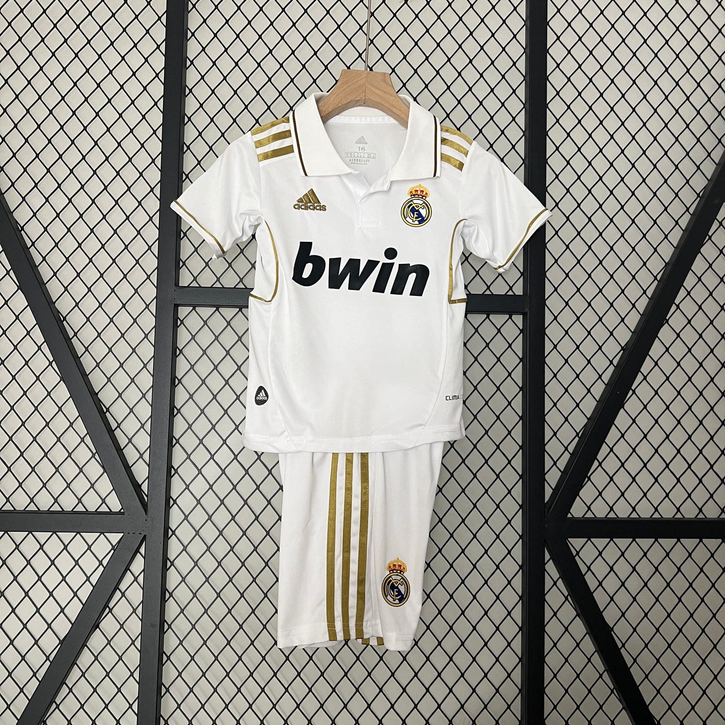 CAMISETA PRIMERA EQUIPACIÓN REAL MADRID 2011/12 INFANTIL