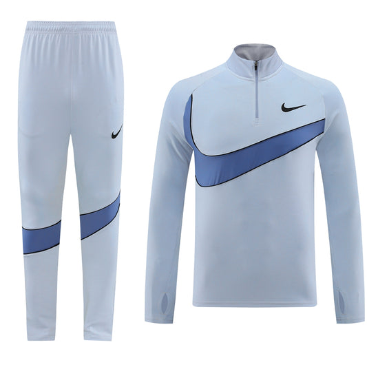 CONJUNTO DE BUZO MEDIO CIERRE NIKE