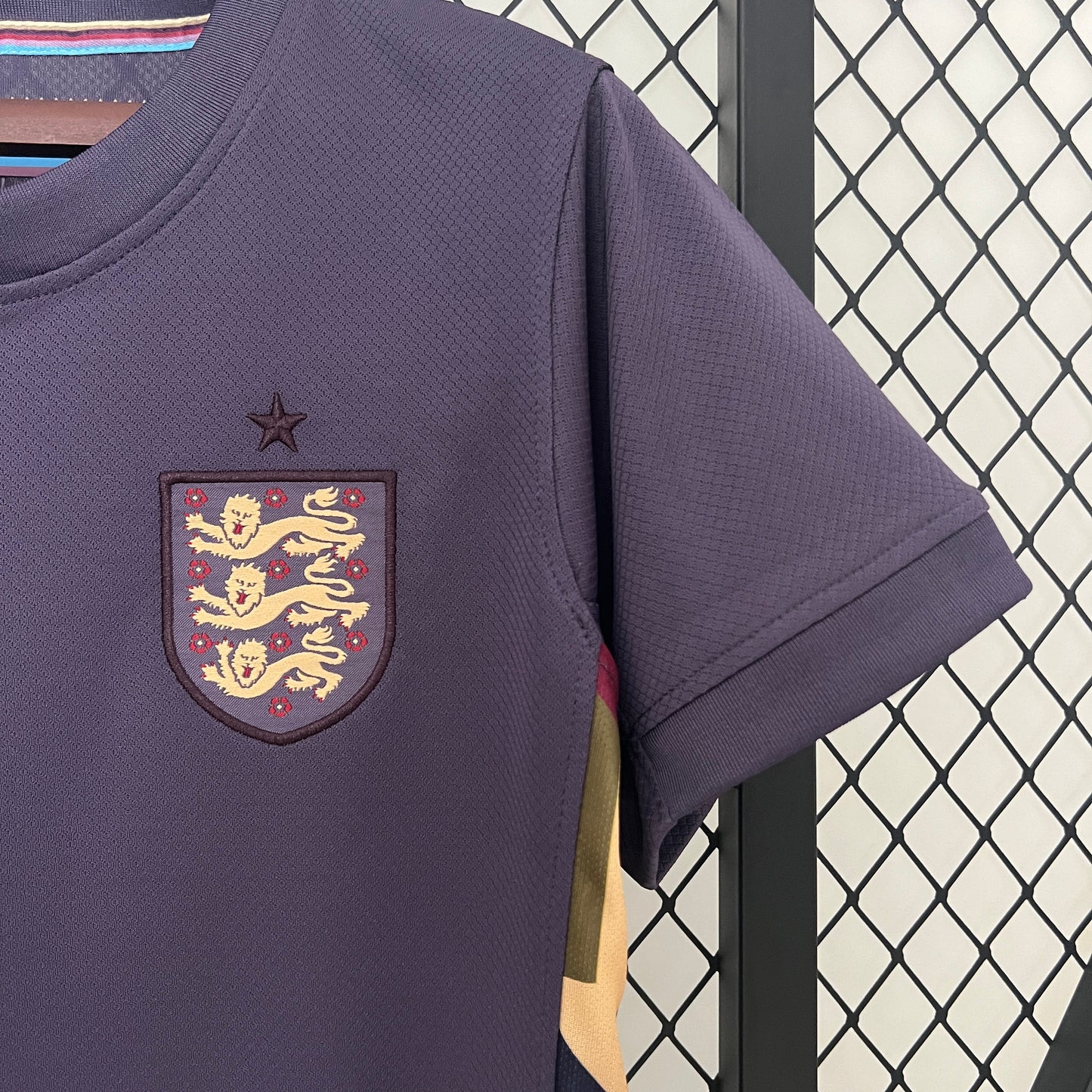 CAMISETA SEGUNDA EQUIPACIÓN INGLATERRA 2024 VERSIÓN FEMENINA