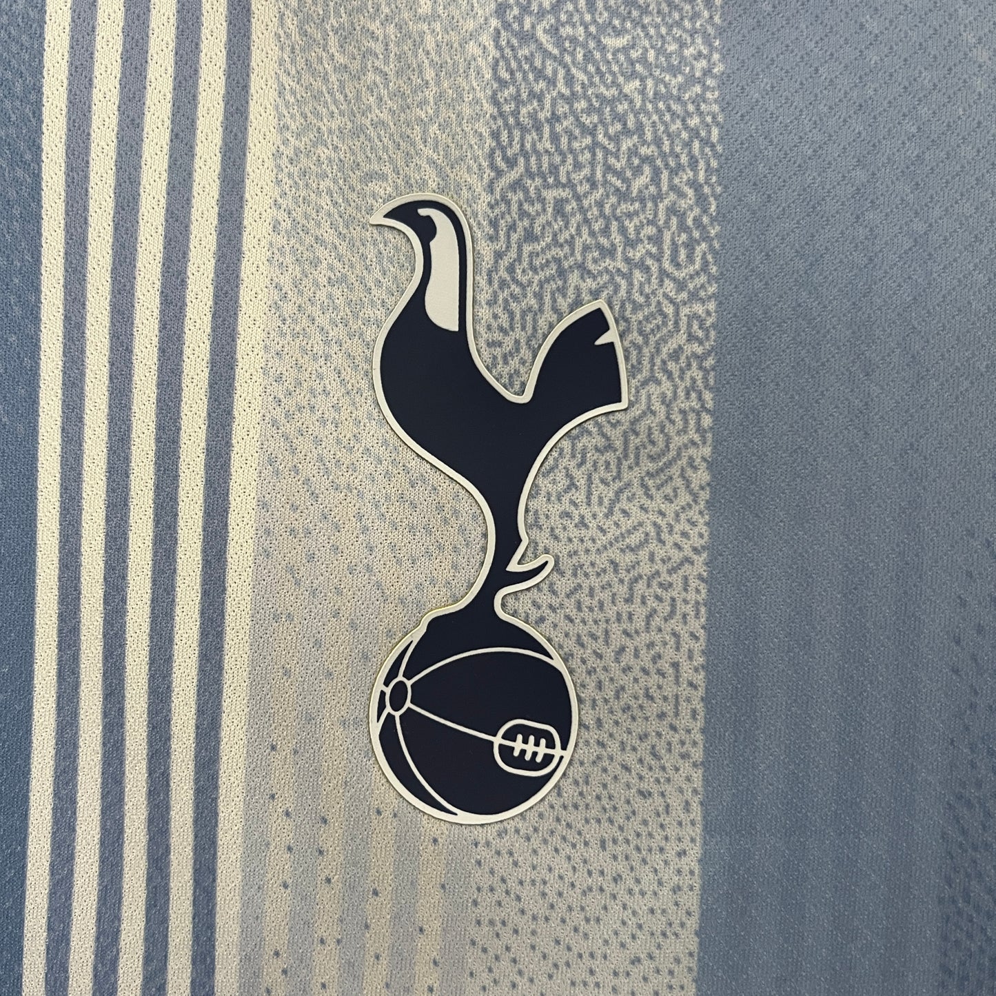 CAMISETA SEGUNDA EQUIPACIÓN TOTTENHAM 24/25 VERSIÓN FAN