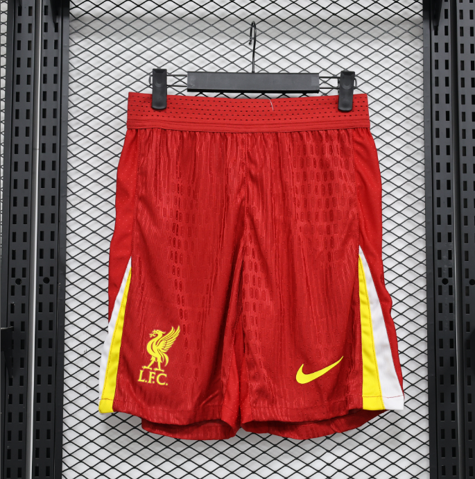 SHORTS PRIMERA EQUIPACIÓN LIVERPOOL 24/25 VERSIÓN JUGADOR