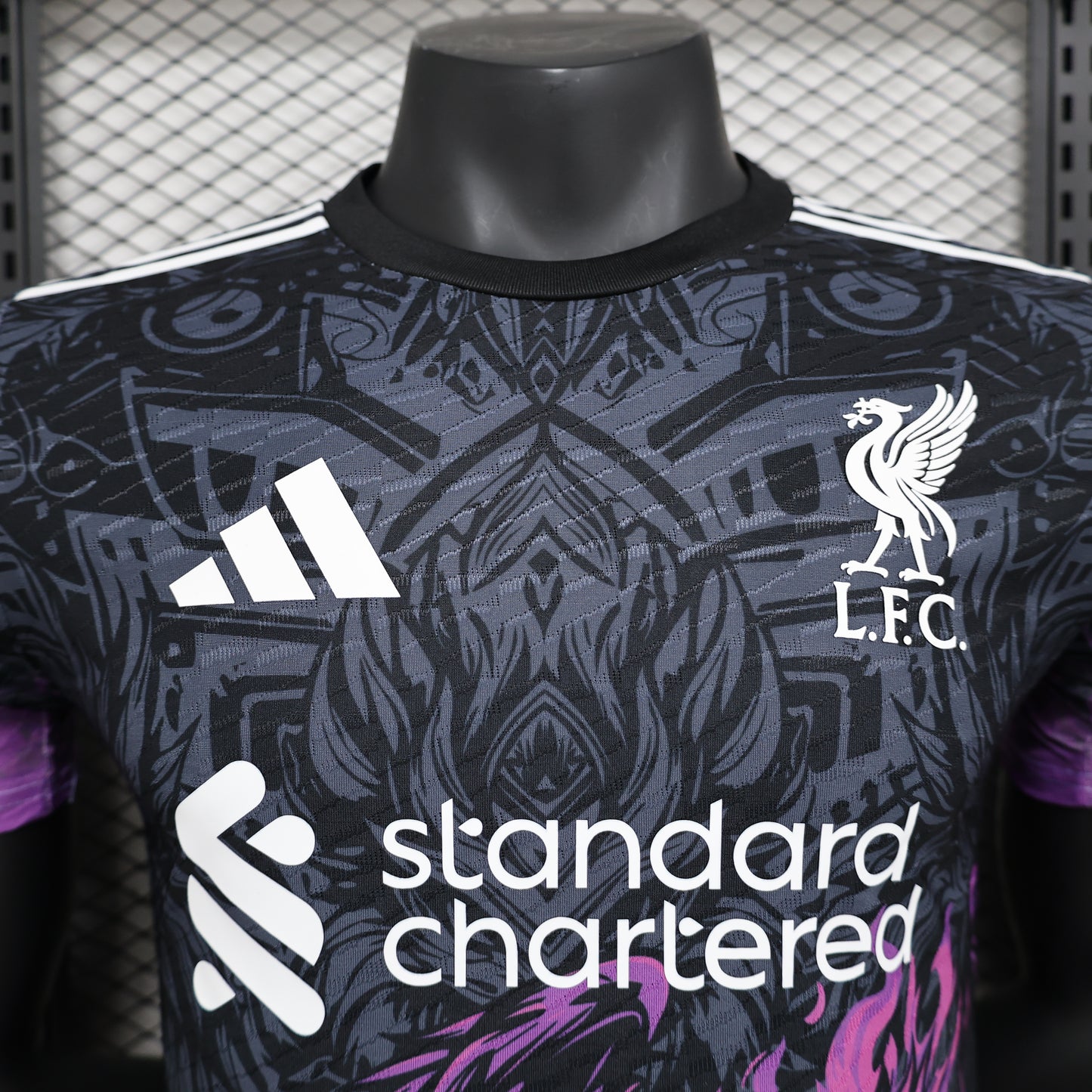 CAMISETA CONCEPTO LIVERPOOL 24/25 VERSIÓN JUGADOR