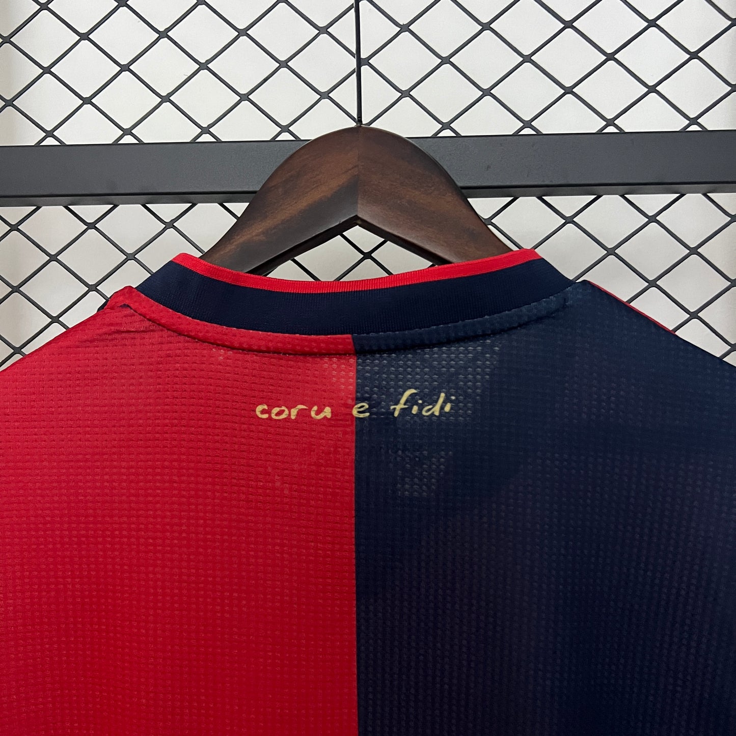 CAMISETA PRIMERA EQUIPACIÓN CAGLIARI 24/25 VERSIÓN FAN