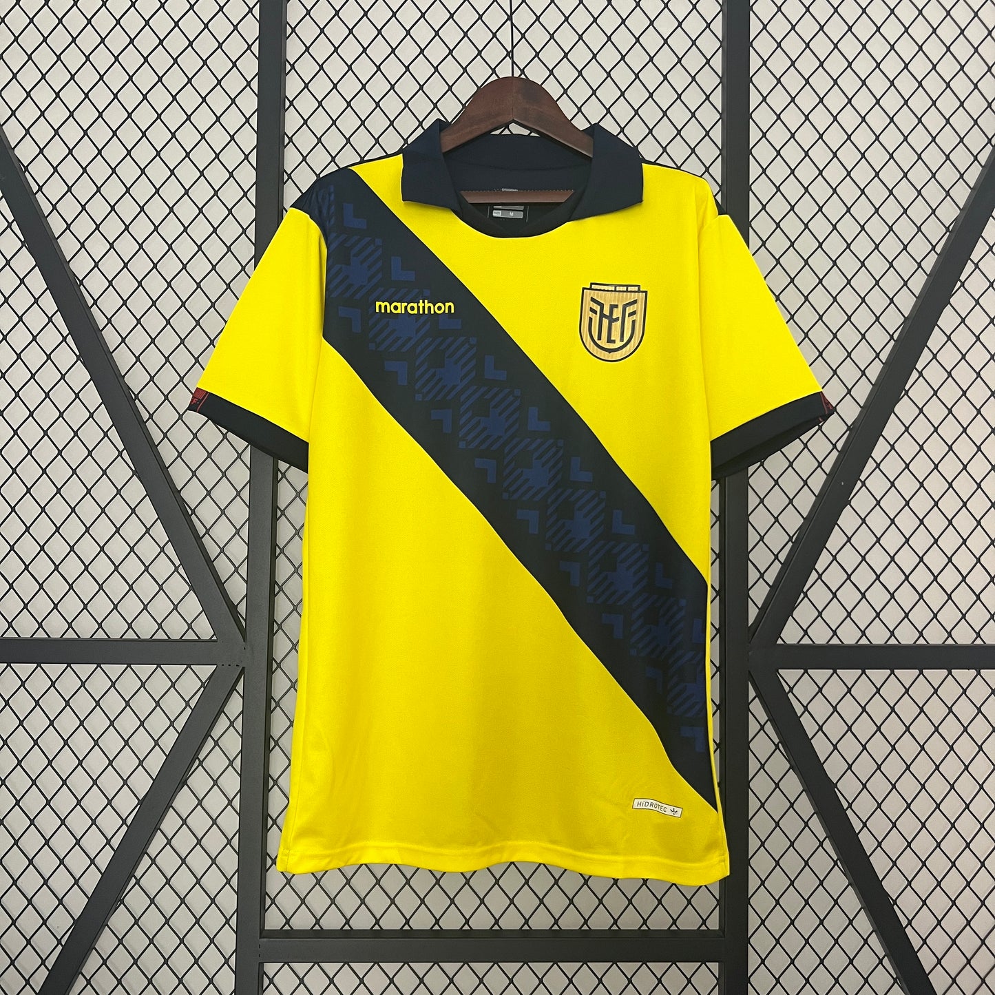 CAMISETA PRIMERA EQUIPACIÓN ECUADOR 2024 VERSIÓN FAN