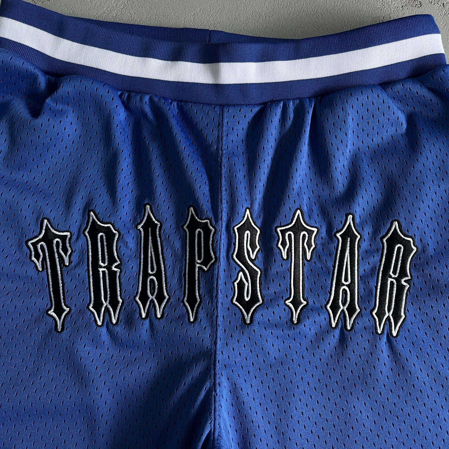 IT´S A SECRET BASKETBALL SHORTS TRAPSTAR