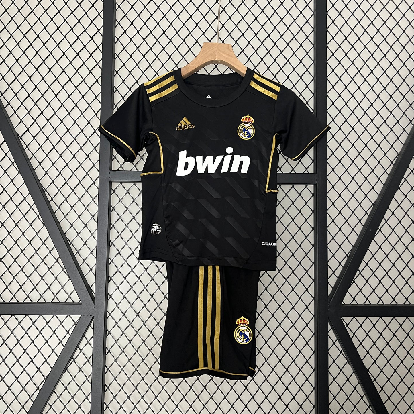 CAMISETA SEGUNDA EQUIPACIÓN REAL MADRID 2011/12 INFANTIL