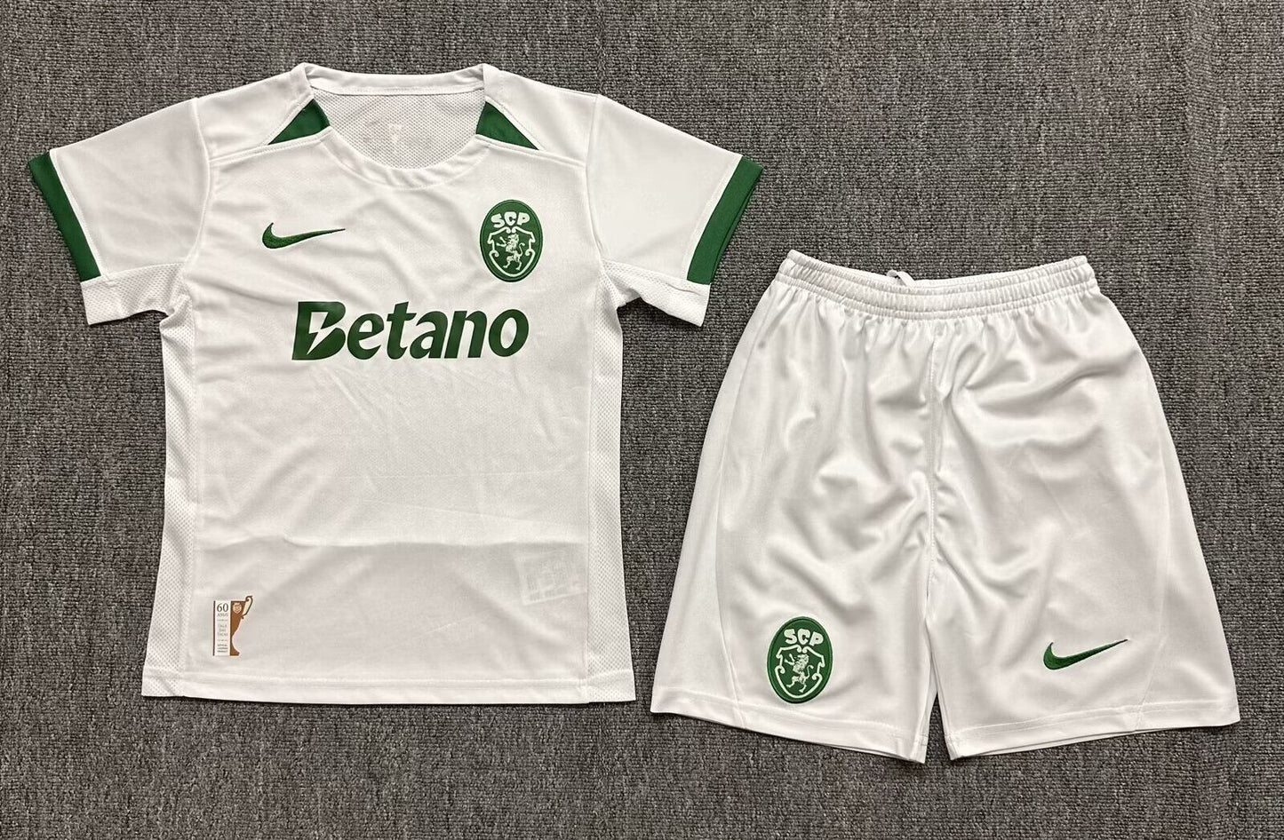 CAMISETA SEGUNDA EQUIPACIÓN SPORTING CP 24/25 VERSIÓN INFANTIL