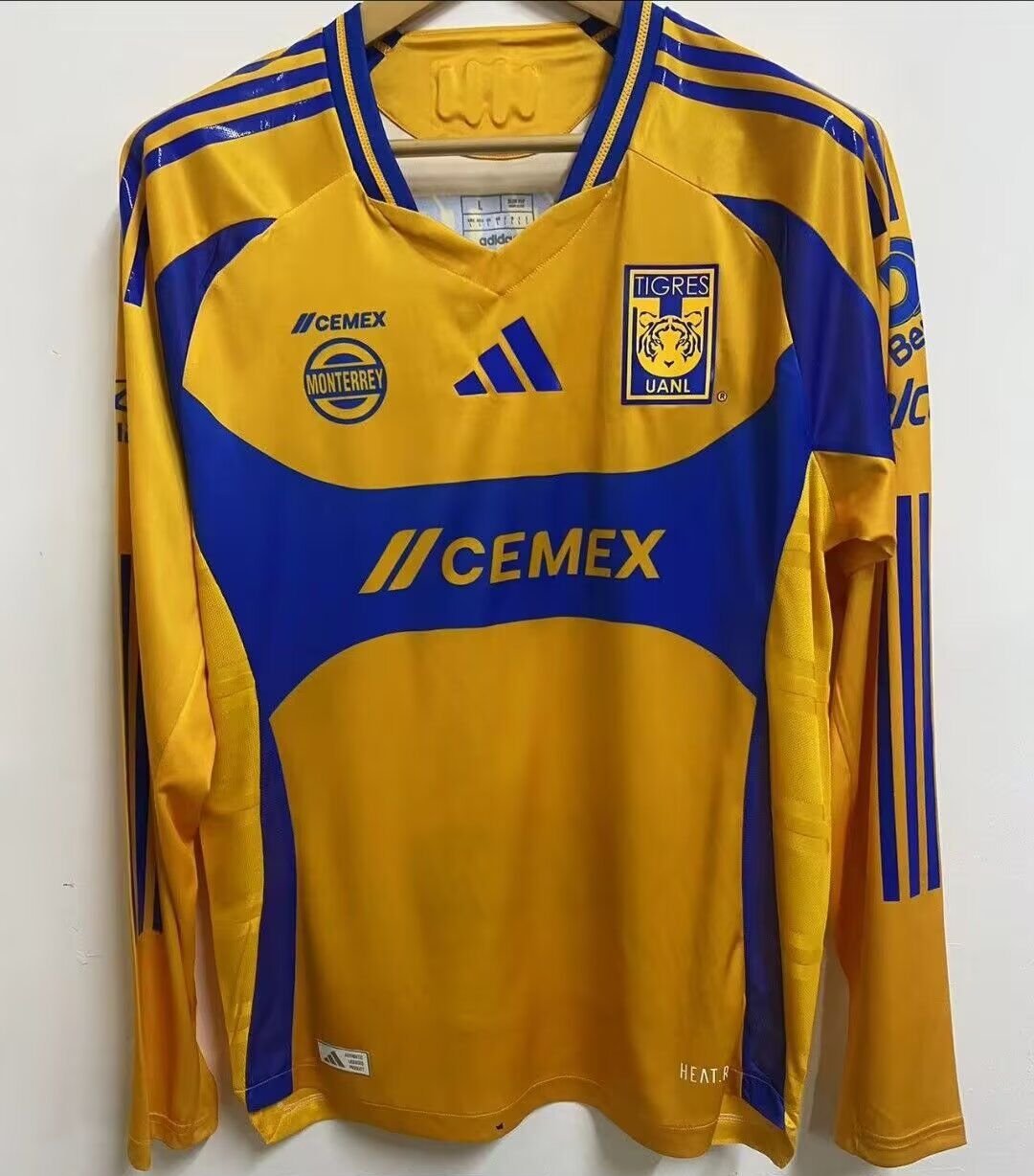 CAMISETA PRIMERA EQUIPACIÓN TIGRES 2024 VERSIÓN FAN