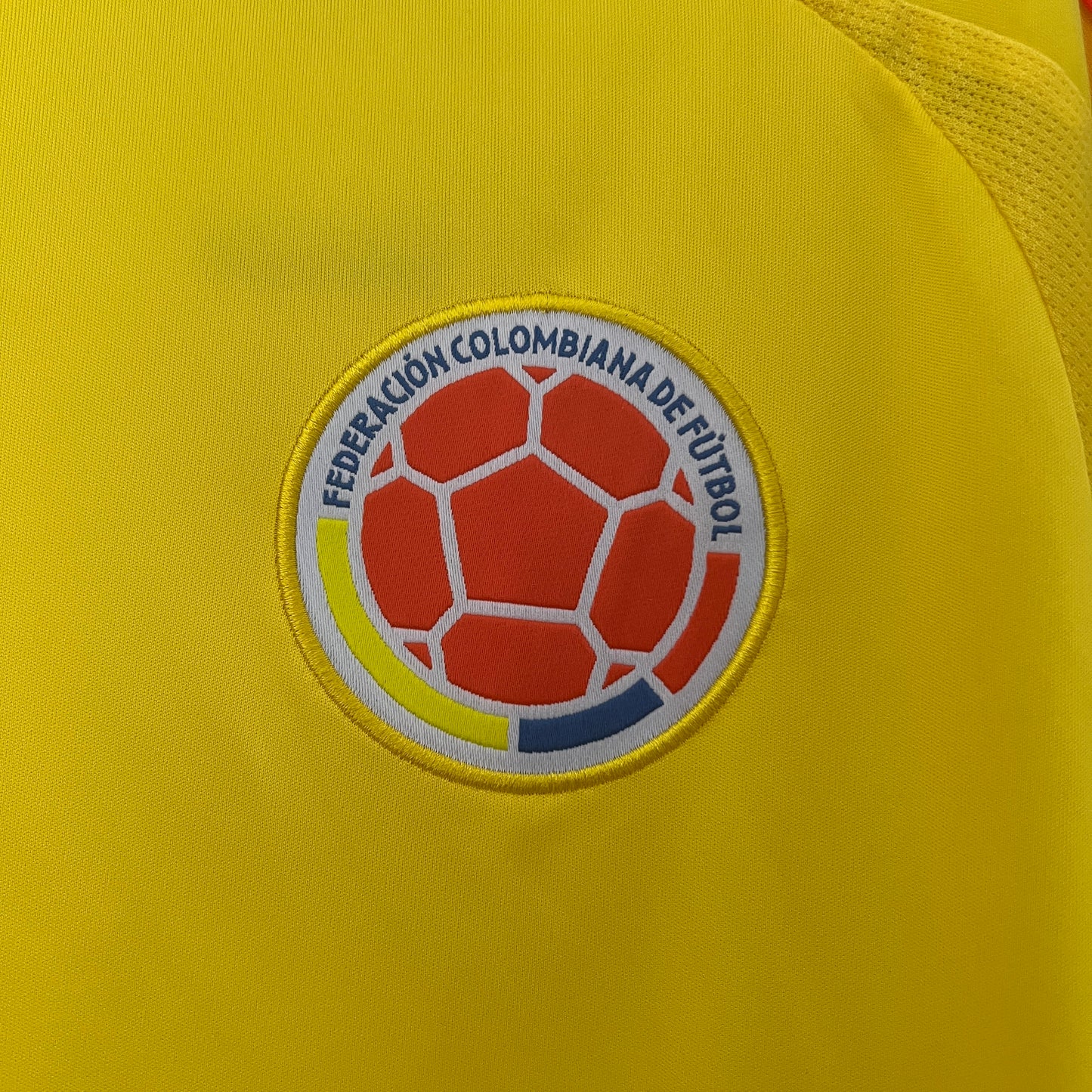 CAMISETA PRIMERA EQUIPACIÓN COLOMBIA 2024 VERSIÓN FAN