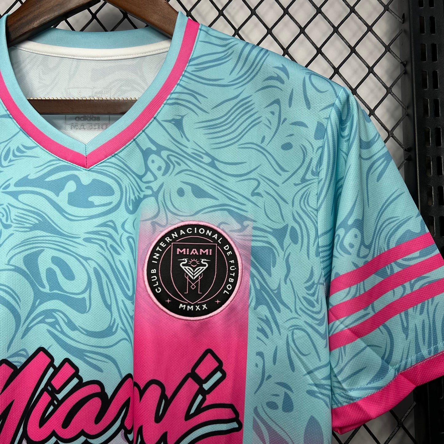 CAMISETA CONCEPTO INTER DE MIAMI 2024 VERSIÓN FAN