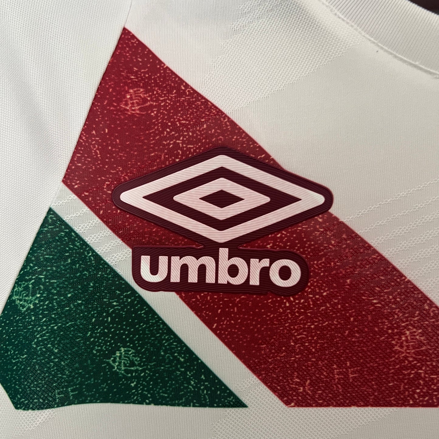 CAMISETA SEGUNDA EQUIPACIÓN FLUMINENSE 2024 VERSIÓN FAN