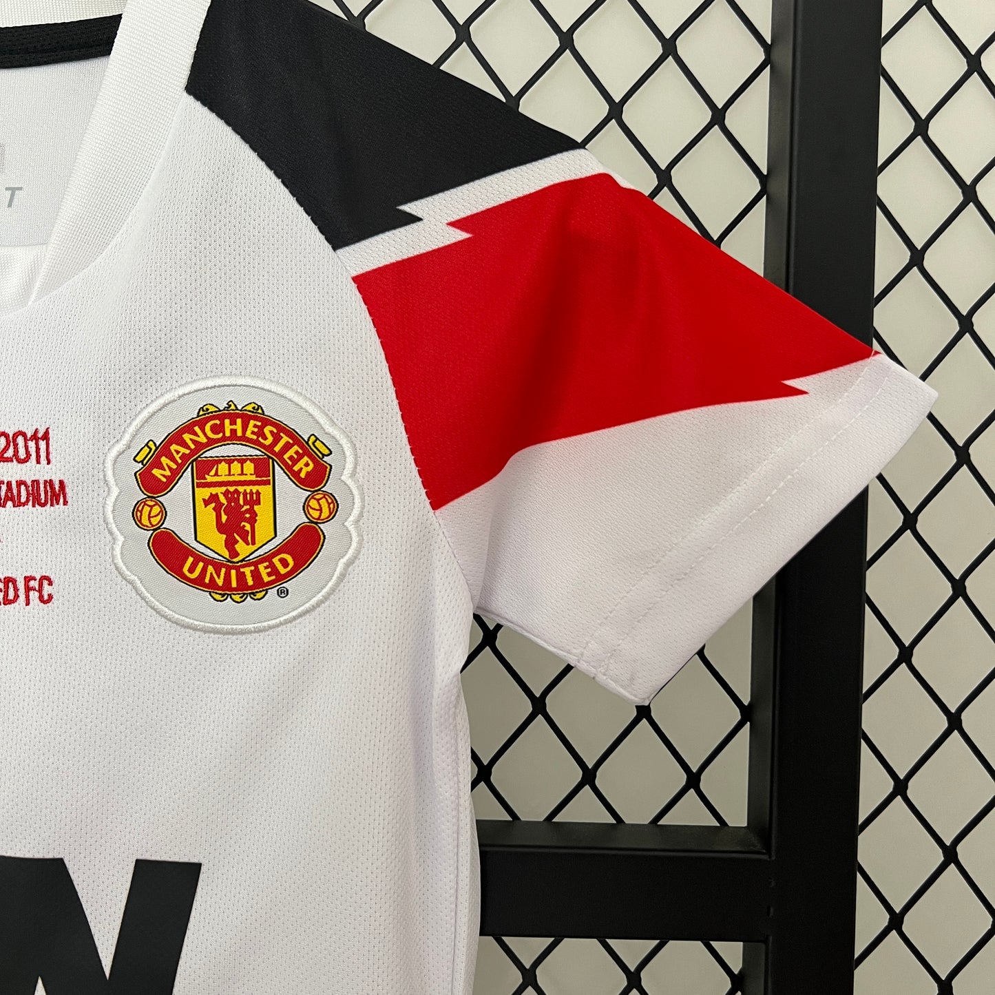 CAMISETA SEGUNDA EQUIPACIÓN MANCHESTER UNITED 2010/11 INFANTIL