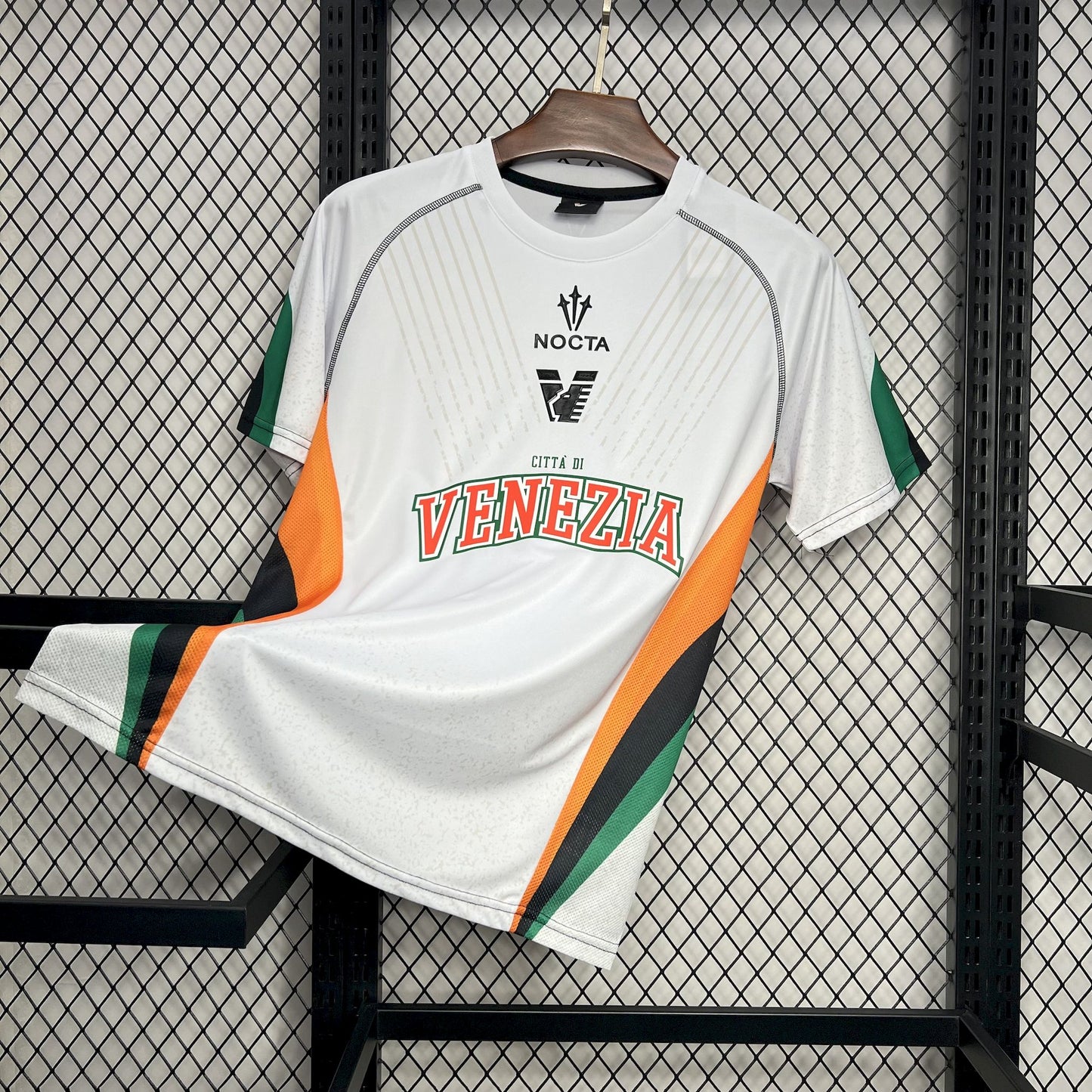 CAMISETA SEGUNDA EQUIPACIÓN VENEZIA 24/25 VERSIÓN FAN