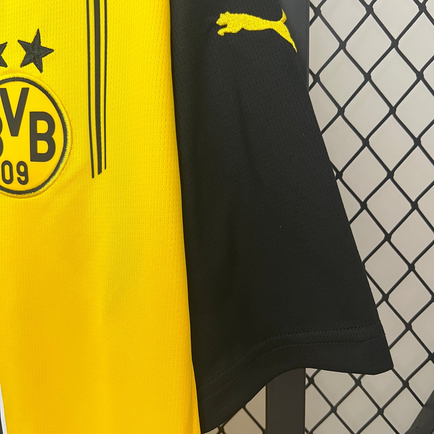 CAMISETA PRIMERA EQUIPACIÓN BORUSSIA DORTMUND 24/25 VERSIÓN FAN