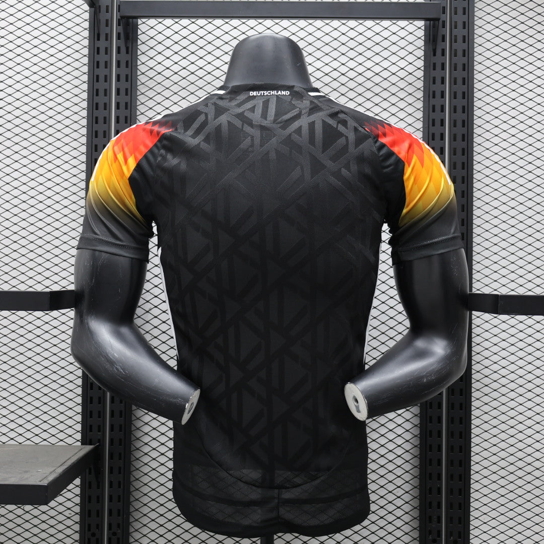 CAMISETA CONCEPTO ALEMANIA 2024 VERSIÓN JUGADOR