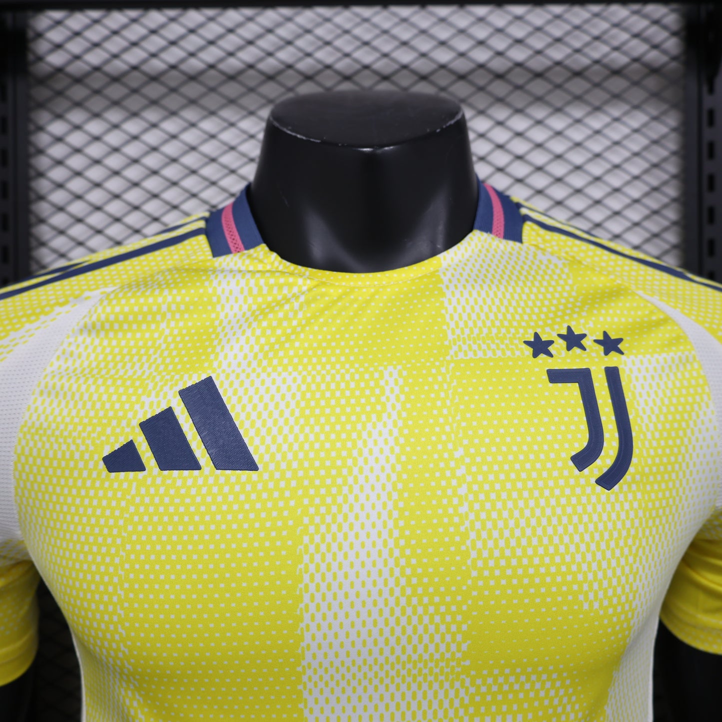 CAMISETA SEGUNDA EQUIPACIÓN JUVENTUS 24/25 VERSIÓN JUGADOR