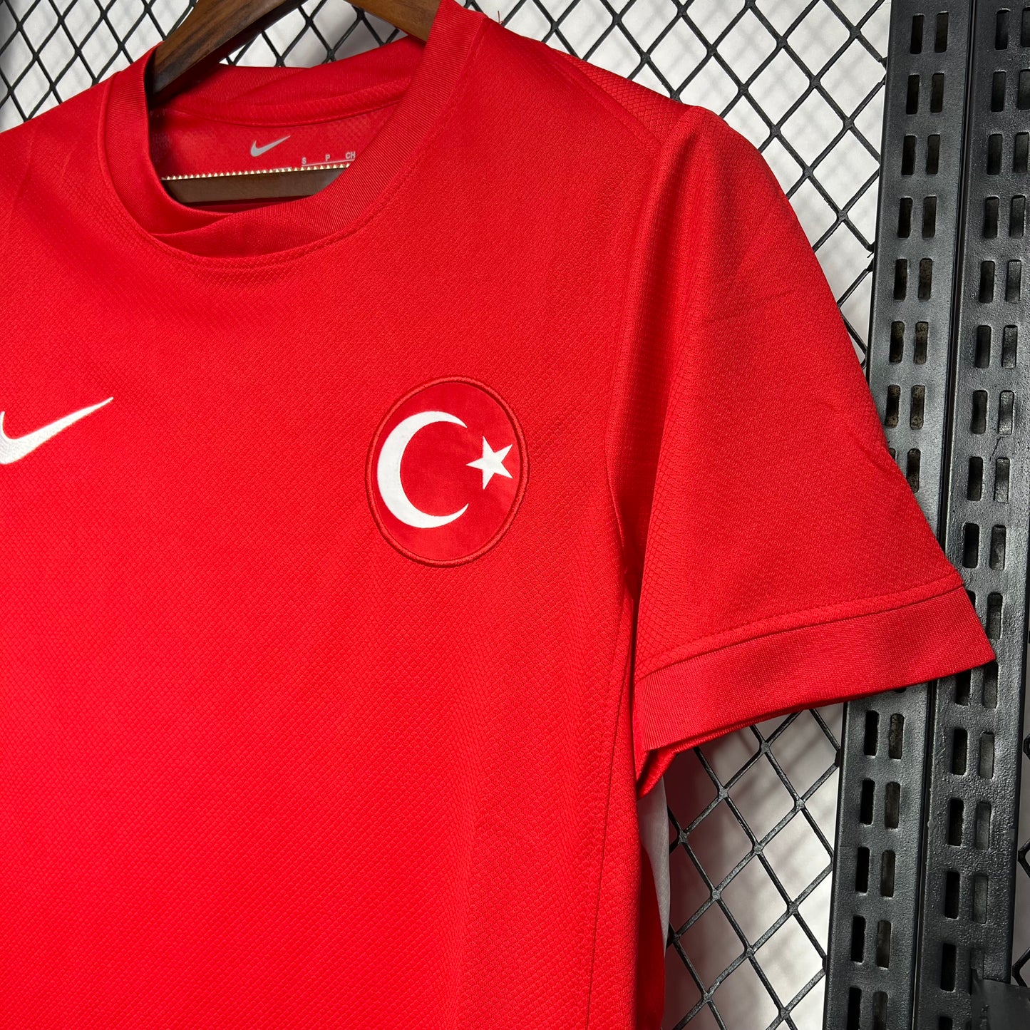 CAMISETA SEGUNDA EQUIPACIÓN TURQUÍA 2024 VERSIÓN FAN