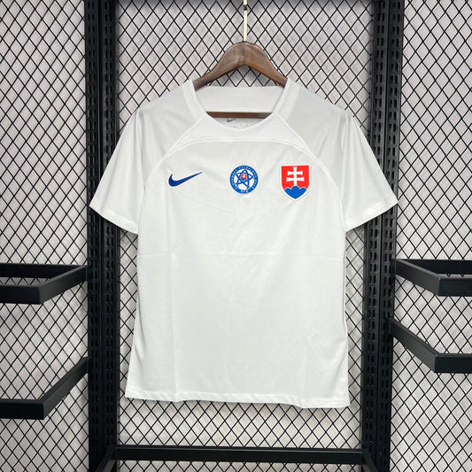 CAMISETA SEGUNDA EQUIPACIÓN ESLOVAQUIA 2024 VERSIÓN FAN