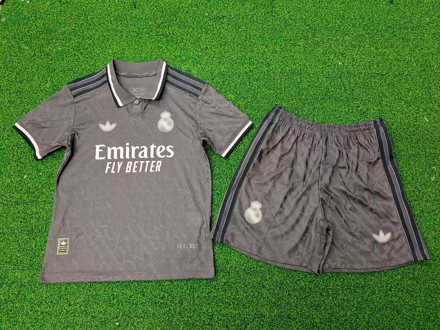 CAMISETA TERCERA EQUIPACIÓN REAL MADRID 24/25 VERSIÓN INFANTIL