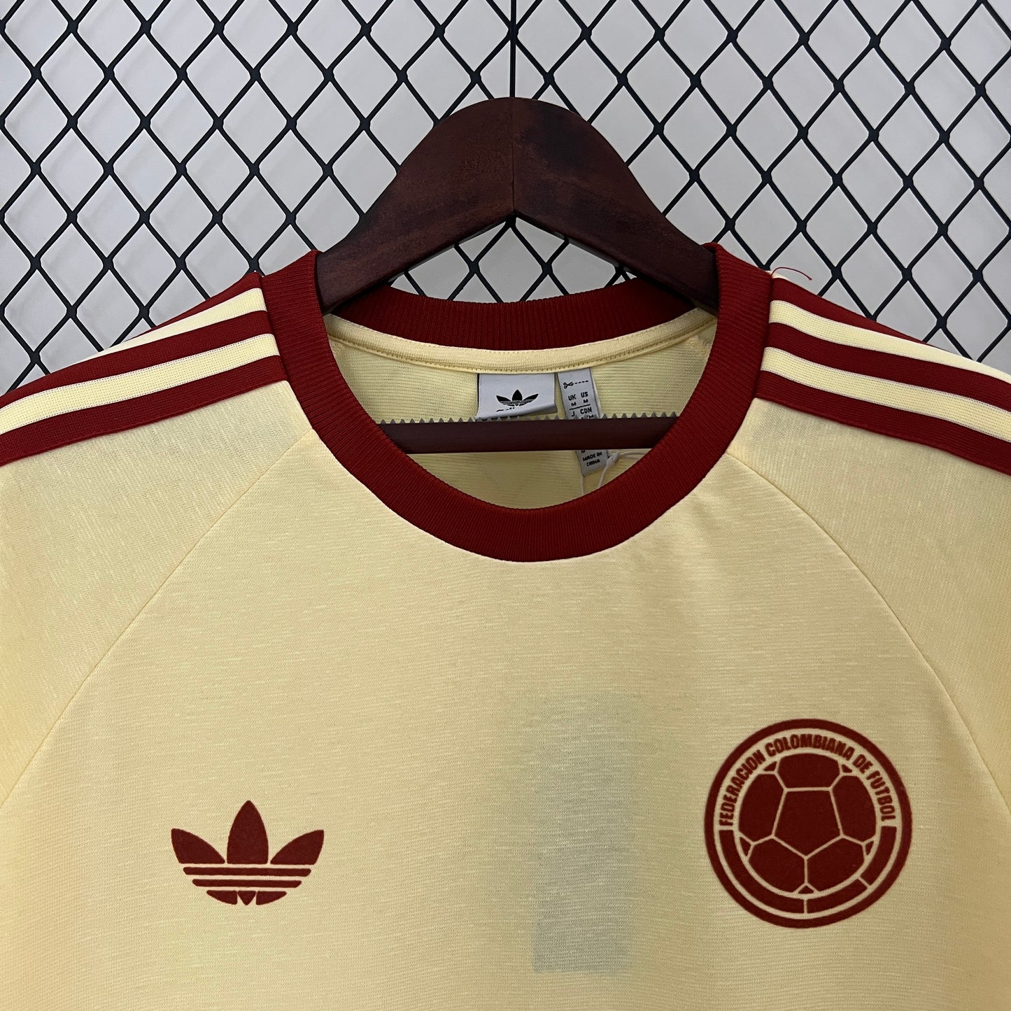 POLERA DE SALIDA COLOMBIA 2024 VERSIÓN FAN