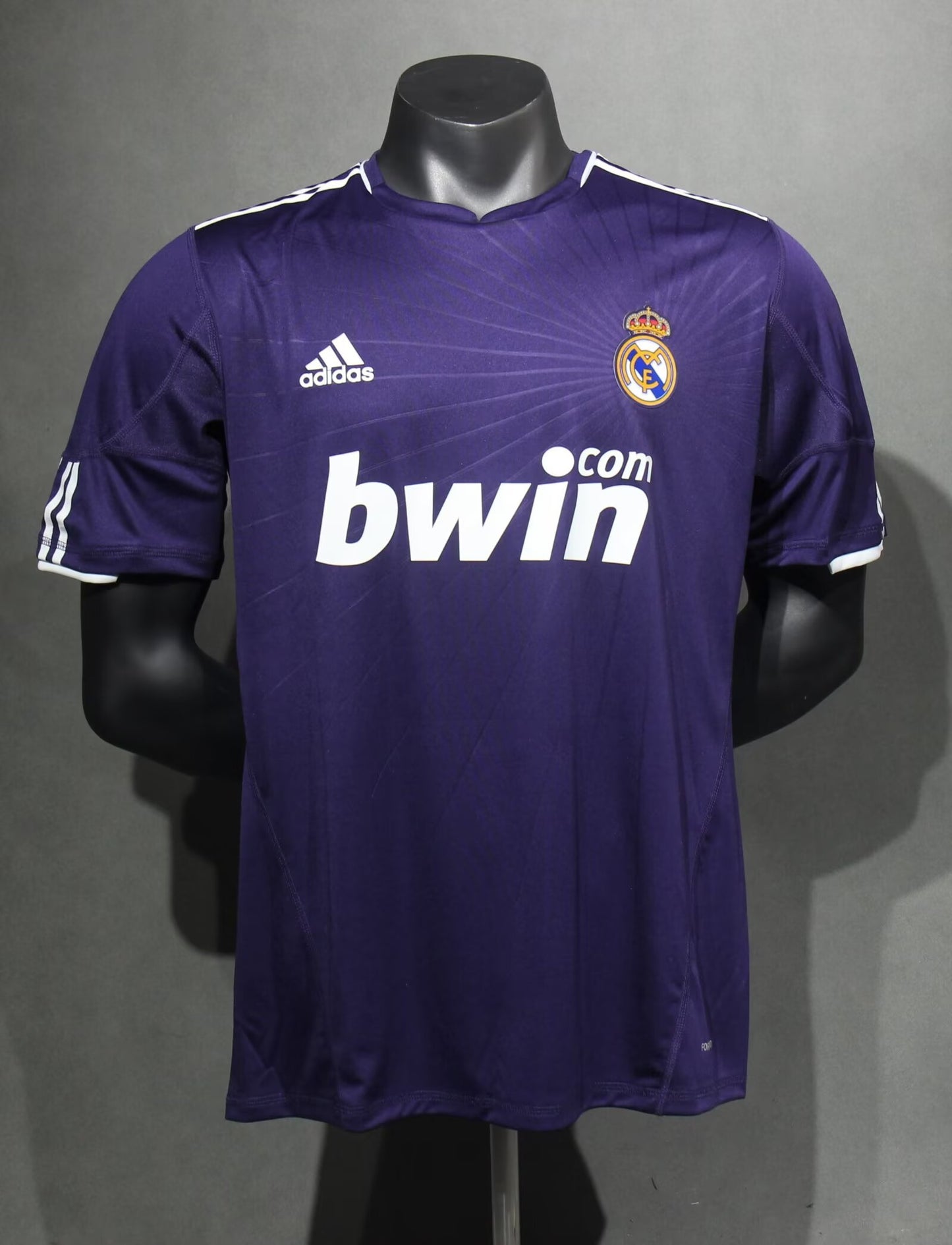 CAMISETA TERCERA EQUIPACIÓN REAL MADRID 2010/11