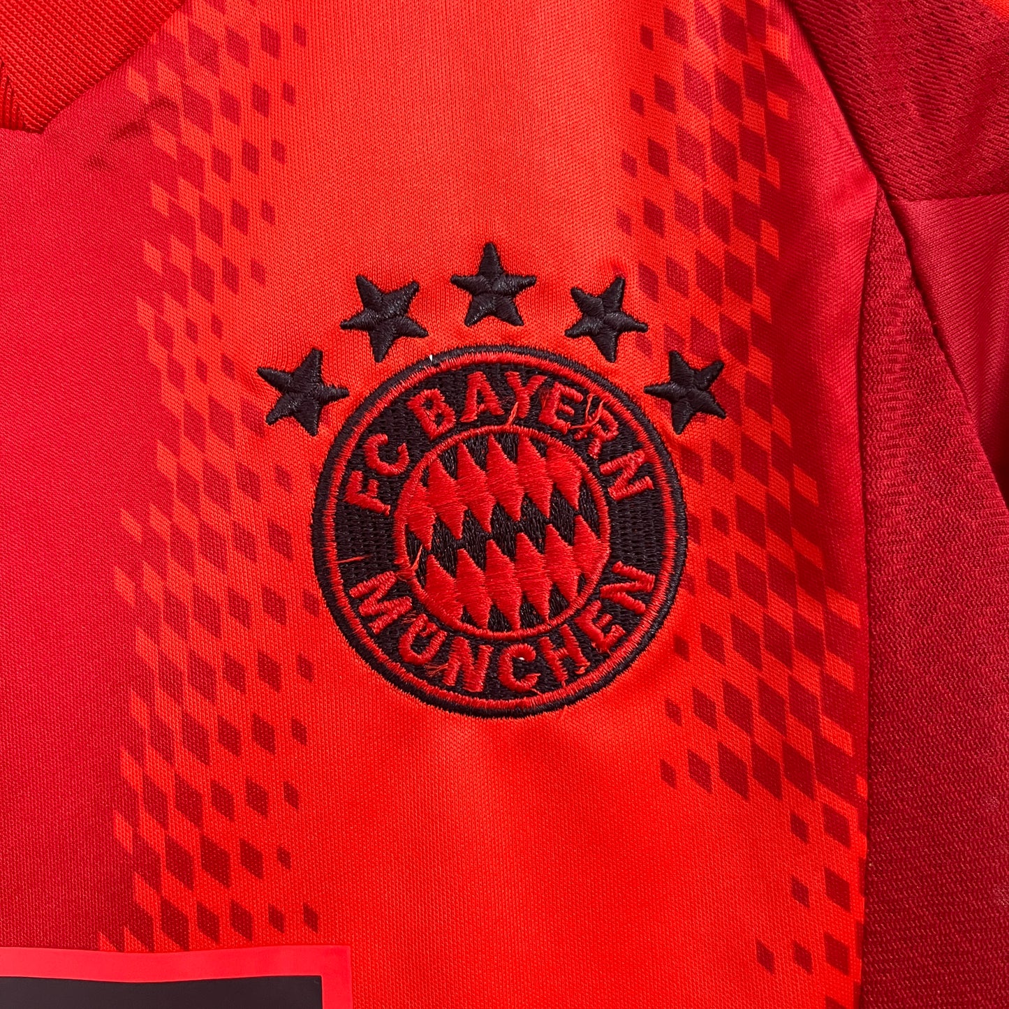 CAMISETA PRIMERA EQUIPACIÓN BAYERN MUNICH 24/25 VERSIÓN INFANTIL