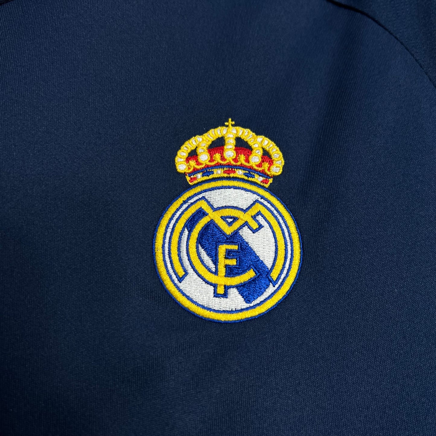 CAMISETA SEGUNDA EQUIPACIÓN REAL MADRID 2005/06